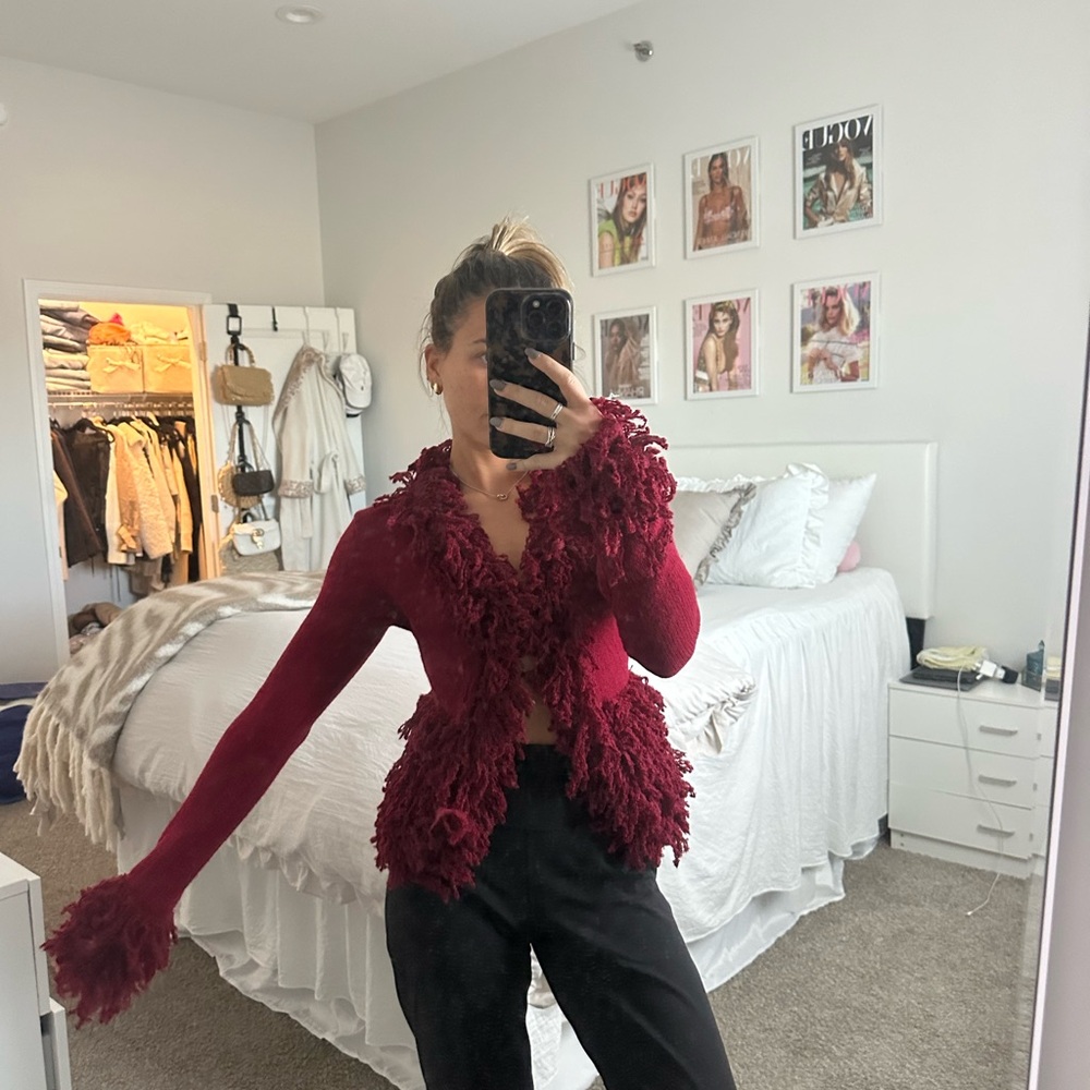 Elegant Red Women's Sweater